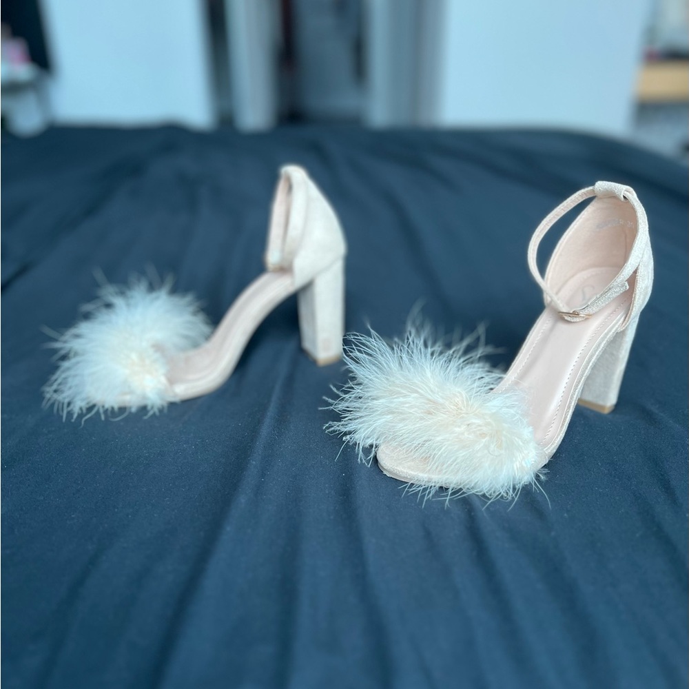 Furry Heels! - Picture 3 of 3